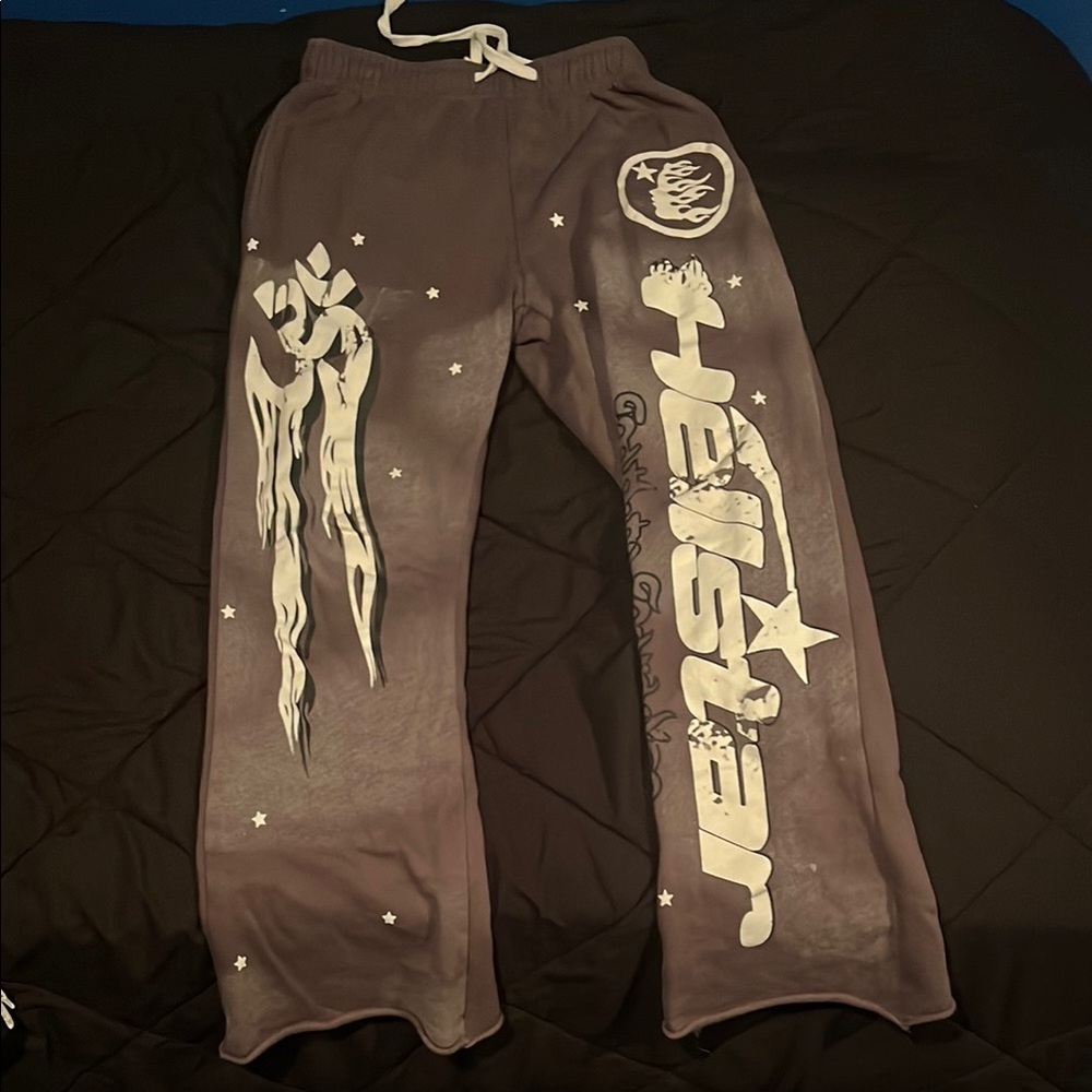 Helstar Graphic Sweatpants - Gray